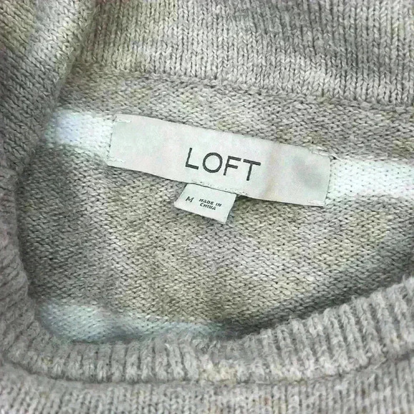 Loft Tan & White Striped Turtleneck Sweater Size M - Picture 5 of 8